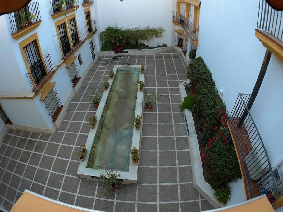 Pilsev Center Apartment Sevilla Exteriör bild